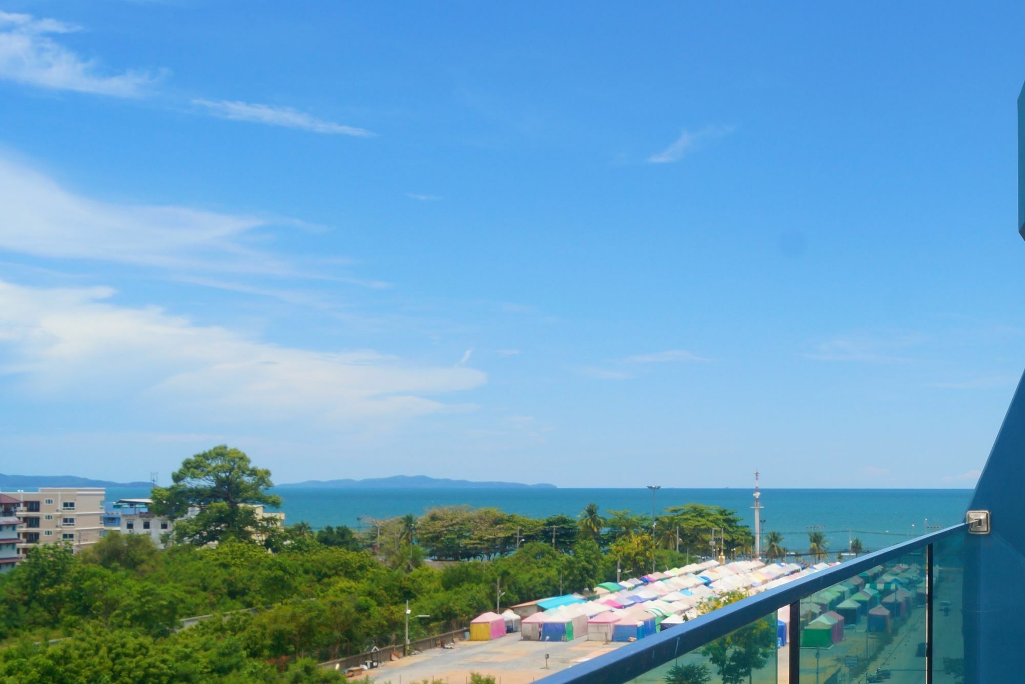 Acqua - 100 Meters From Jomtien Beach Pattaya Eksteriør billede