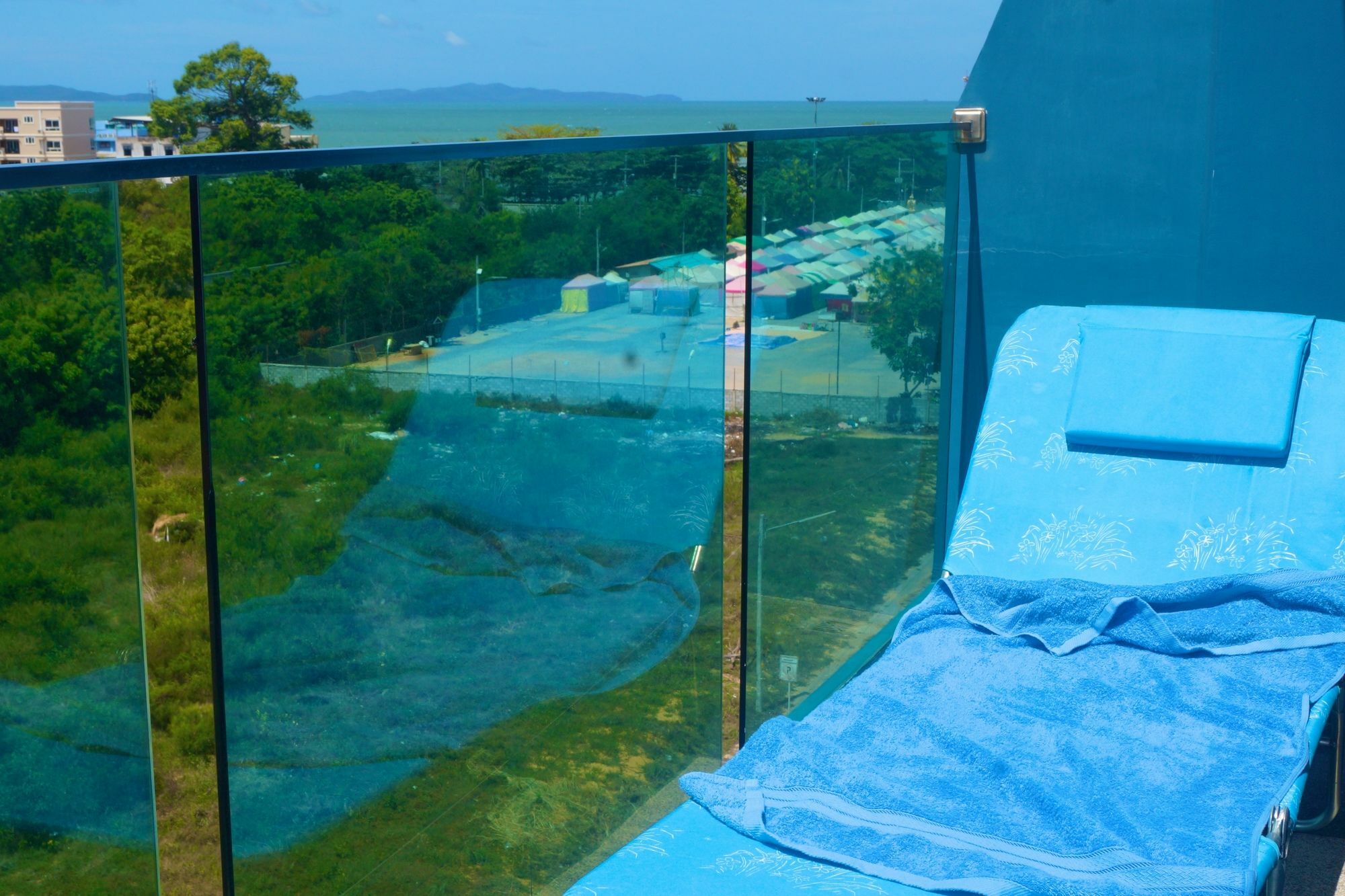 Acqua - 100 Meters From Jomtien Beach Pattaya Eksteriør billede